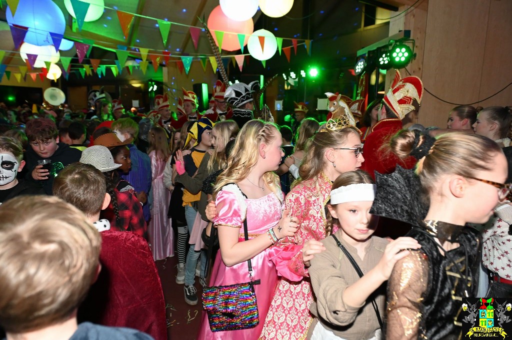 ../Images/Jeugddisco Middeleeuws Carnaval 084.jpg